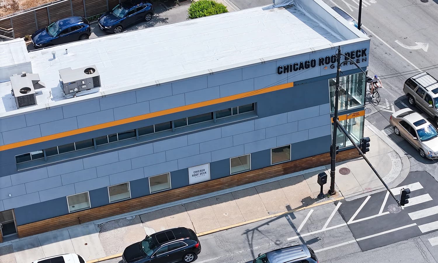 Chicago Roof Deck & Garden Building