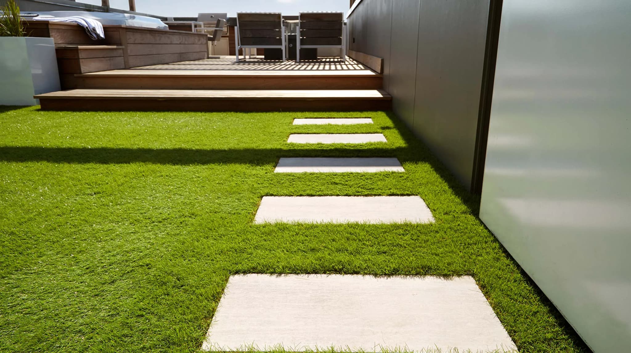 Roofdeck Synthetic Turf - Gallery image 1