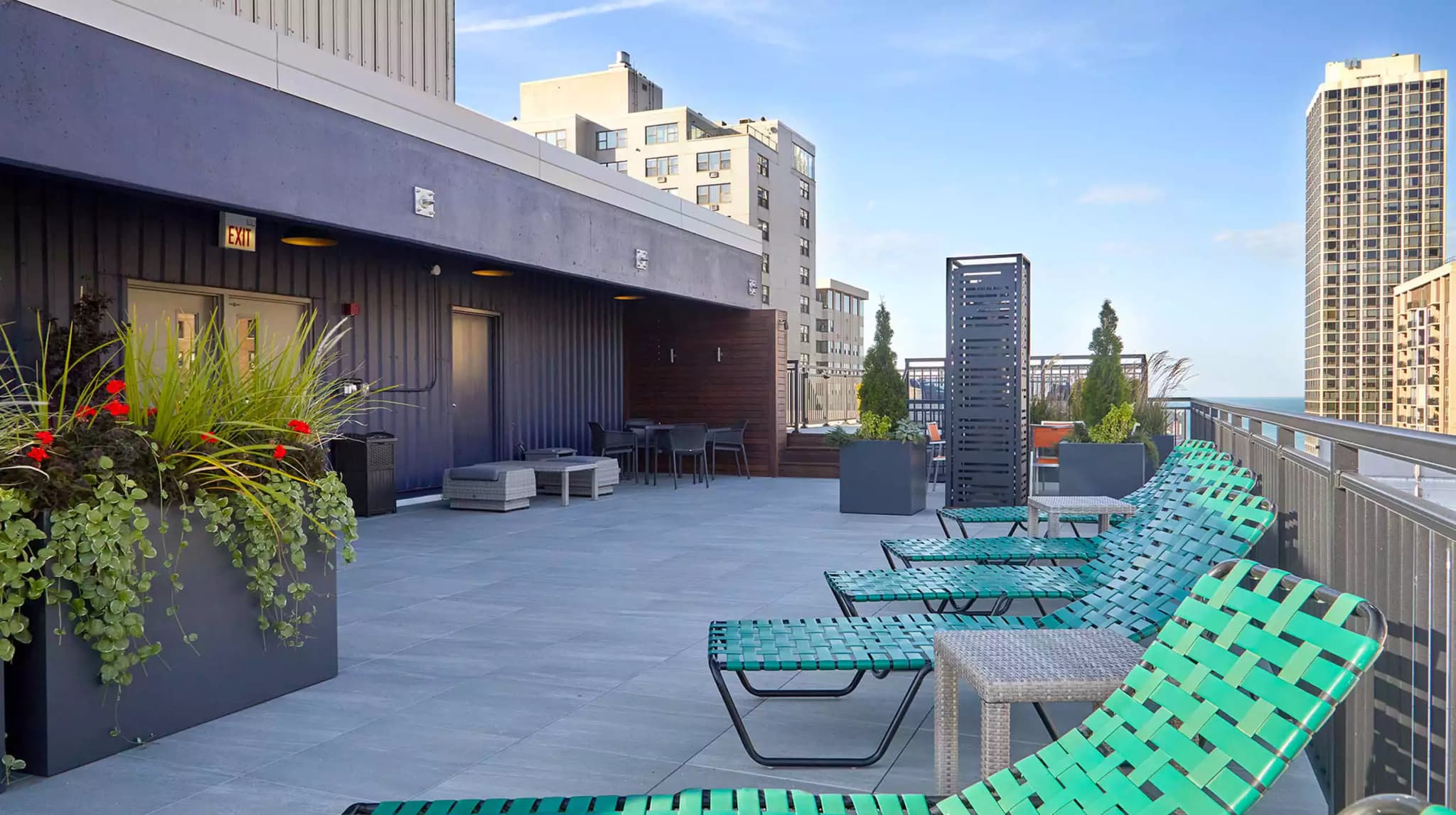 Astor Roof Deck - Gallery image 3