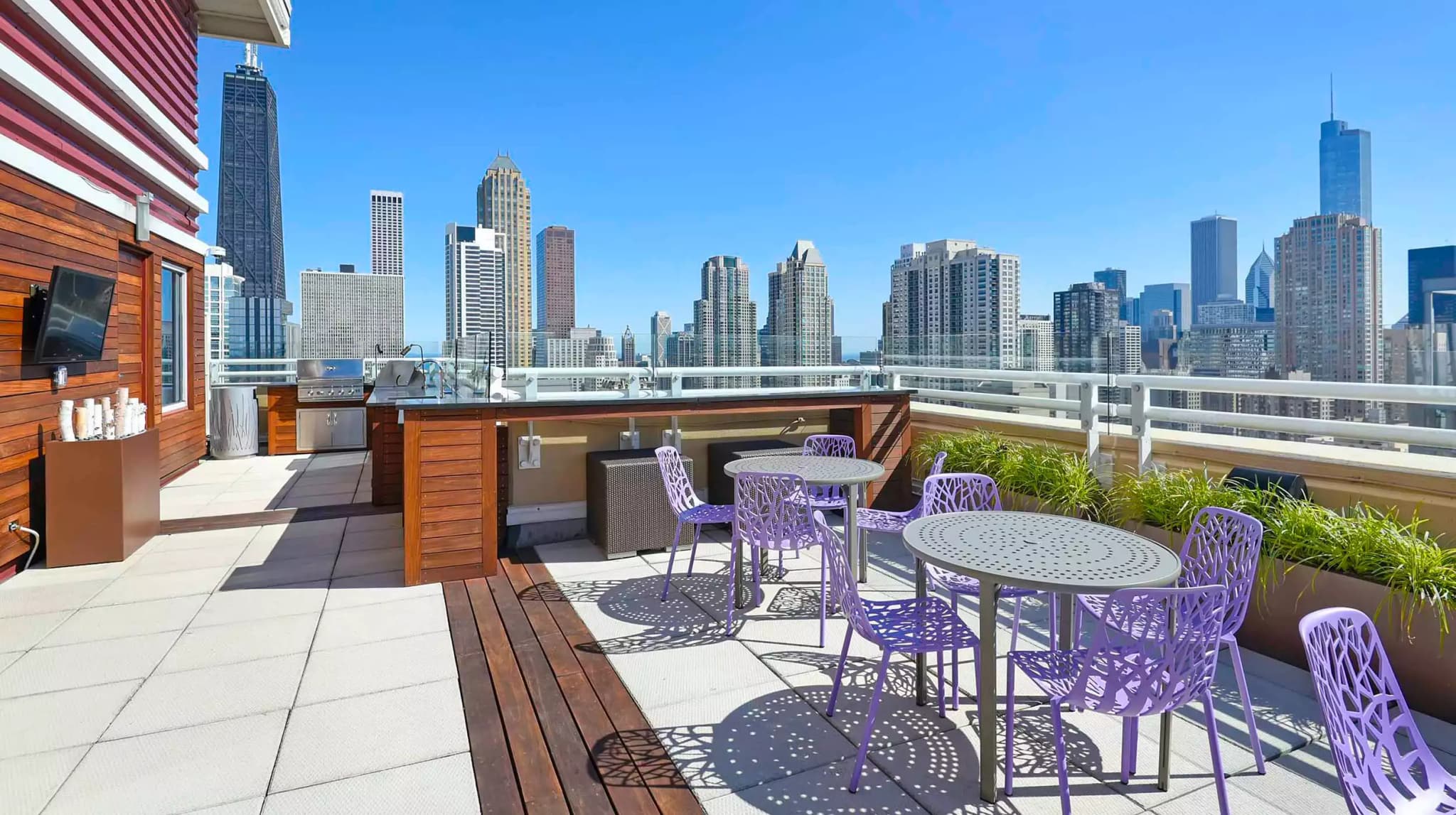 Chestnut Tower Roof Deck - Gallery image 2