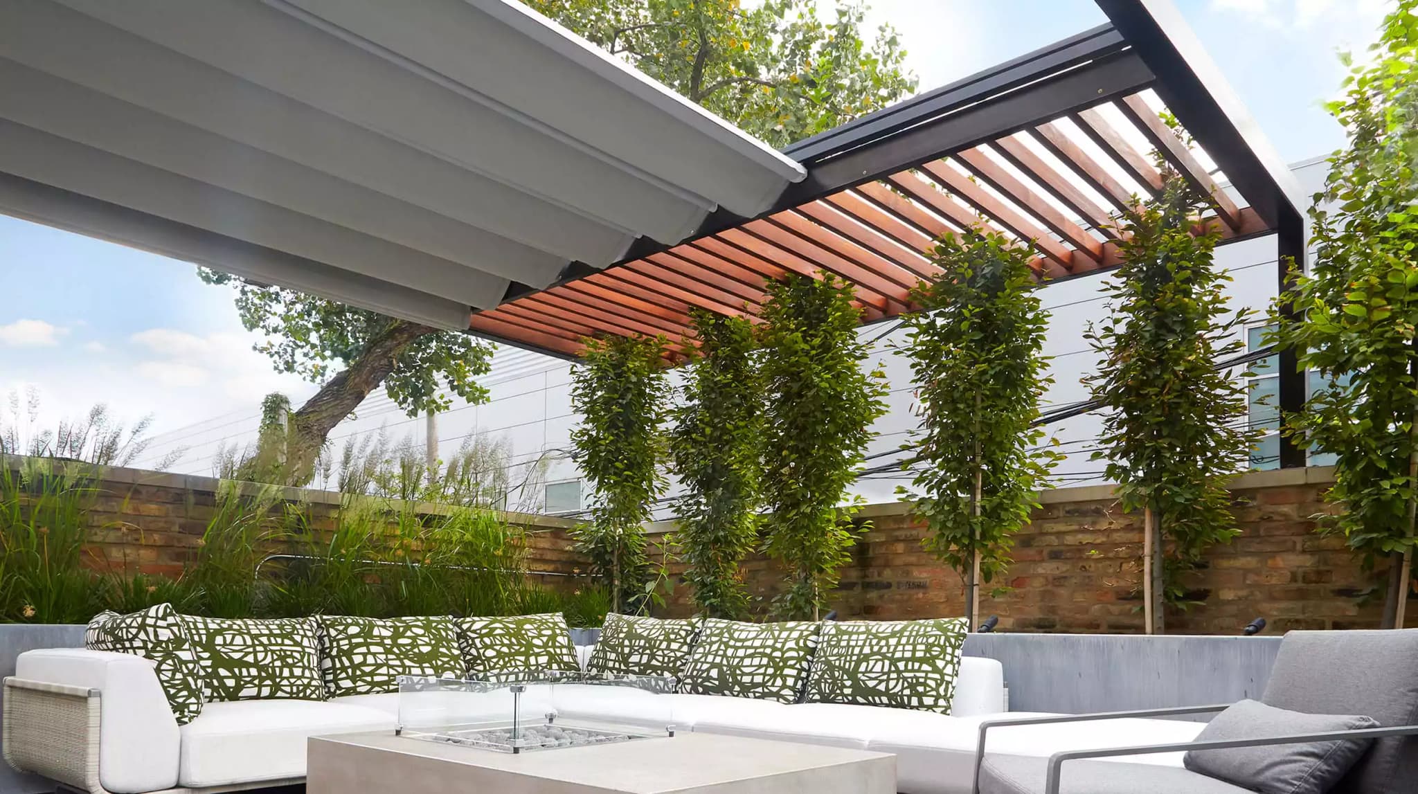Clean & Crisp Corradi Shade System