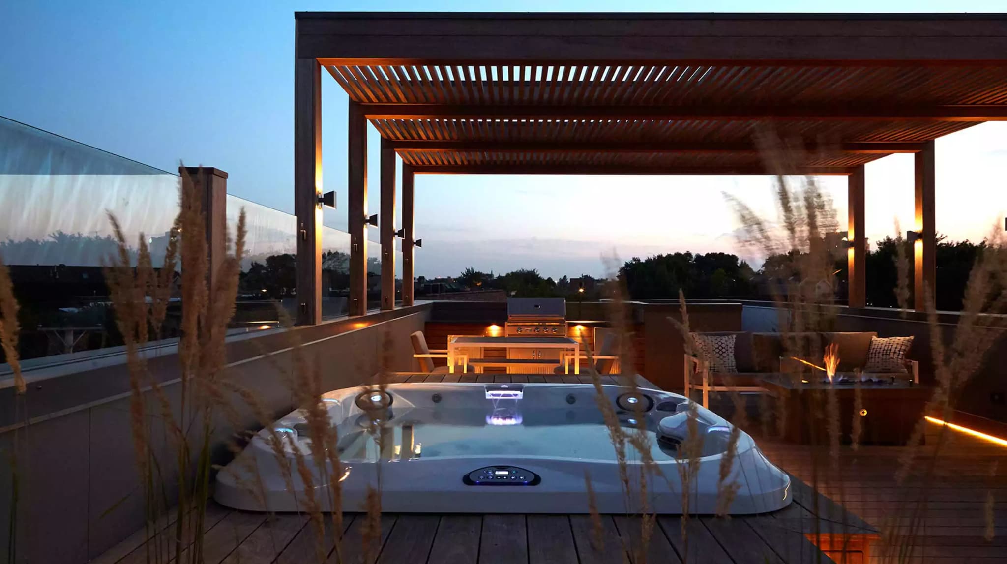 Heavenly Hot Tub Hideaway - Gallery image 2