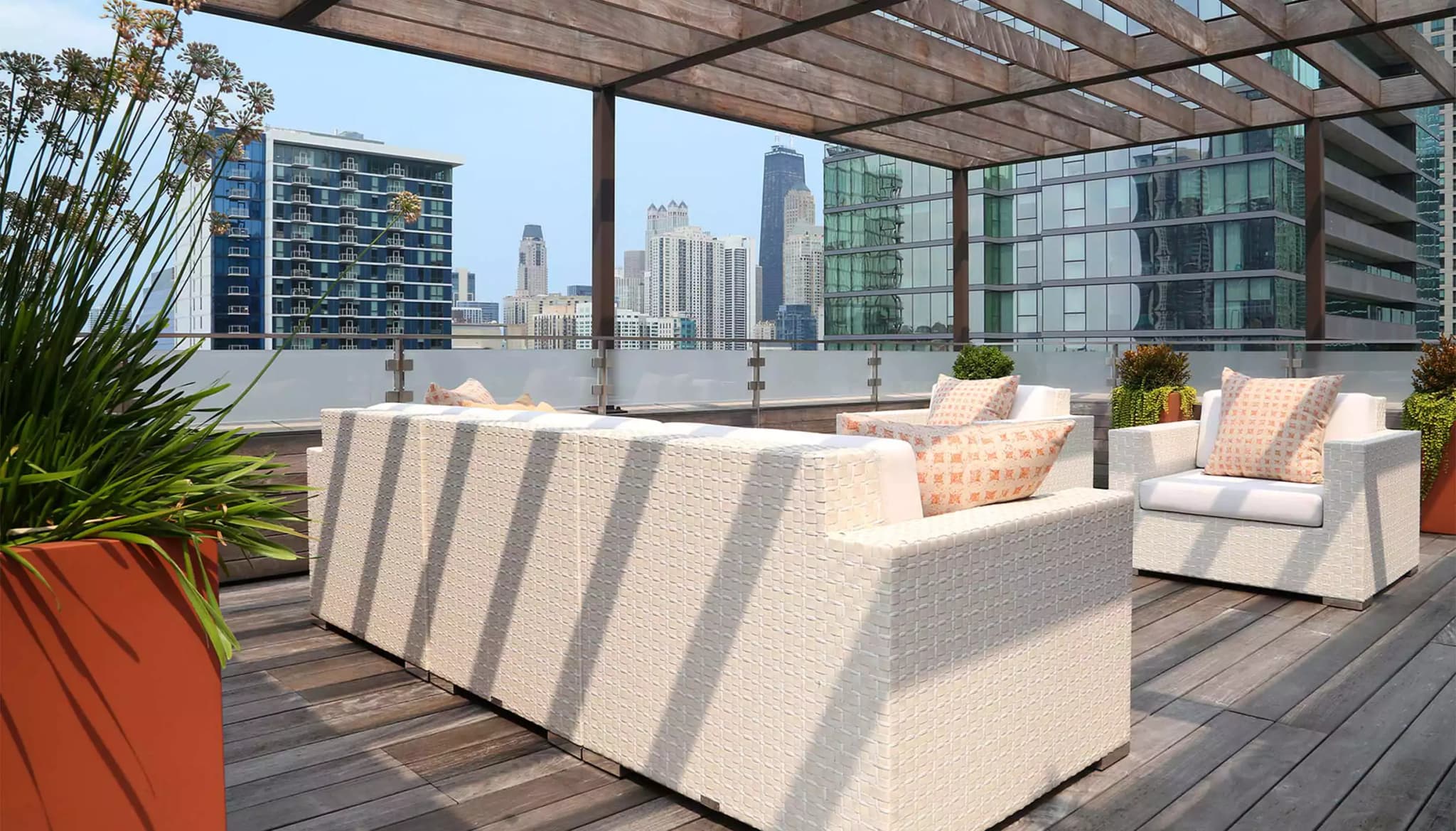 Highrise Haven - Gallery image 6