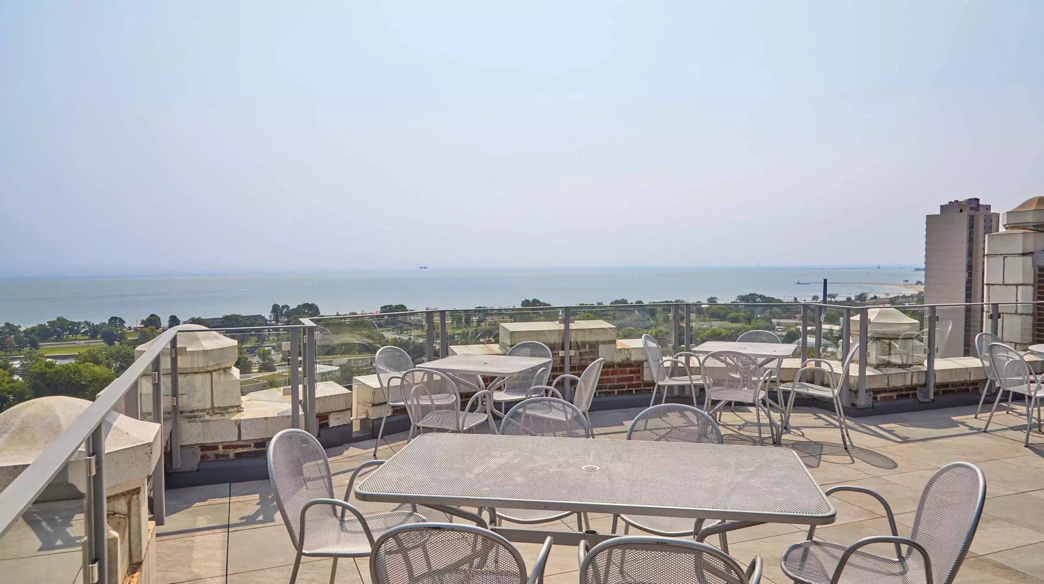 Lakeview Roof Deck - Gallery image 4