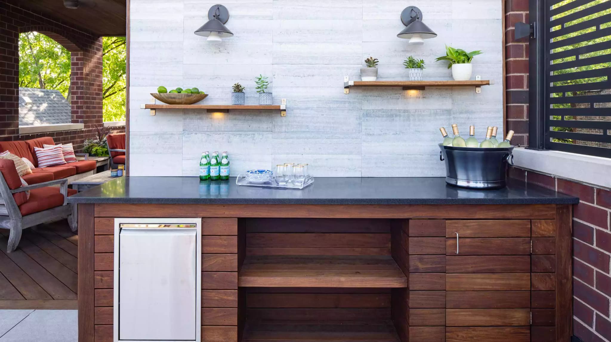 Penthouse Roof Deck - Gallery image 4