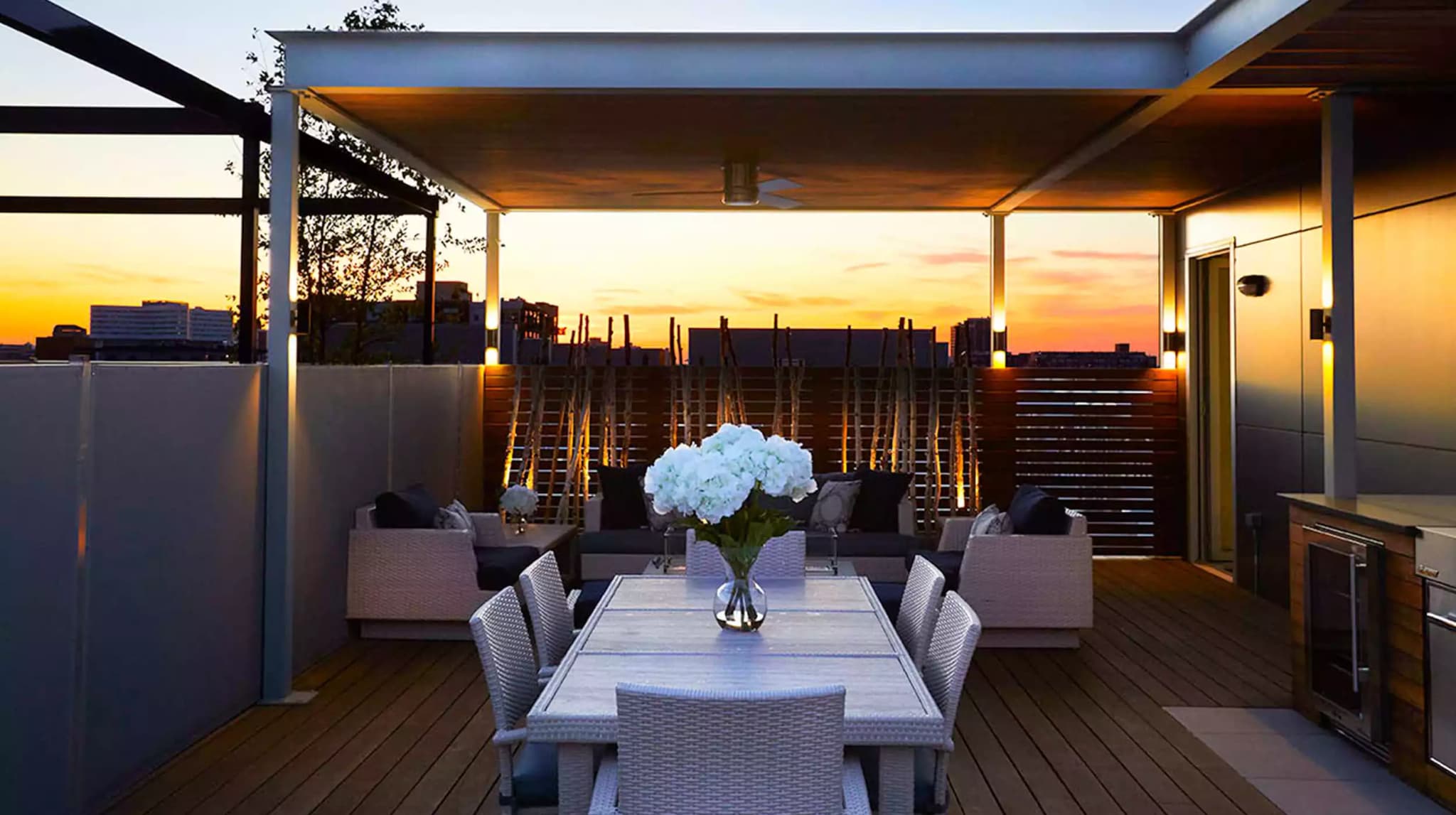 West Loop Luxury - Gallery image 5