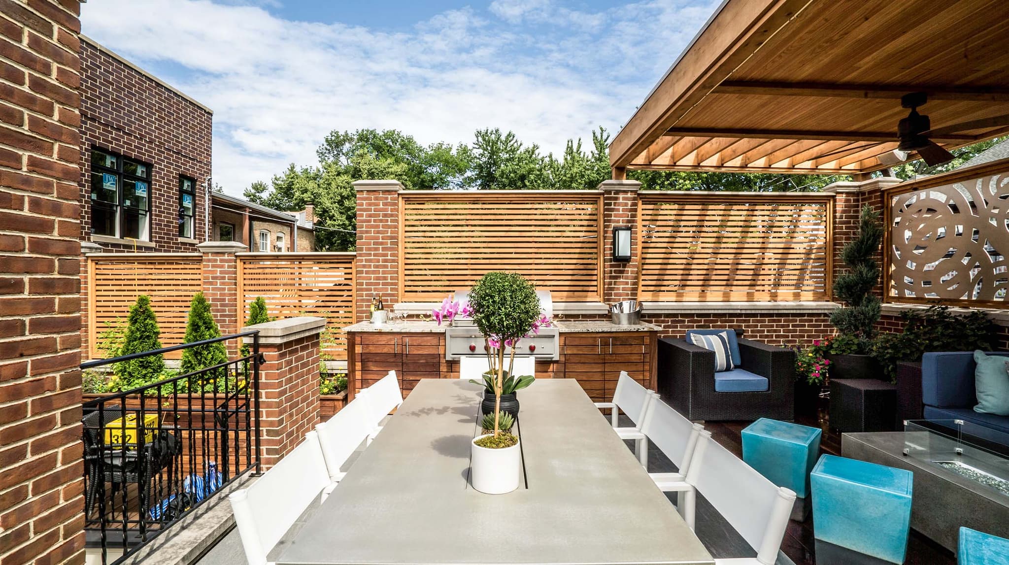 Wrigleyville Wonder Roof Deck - After