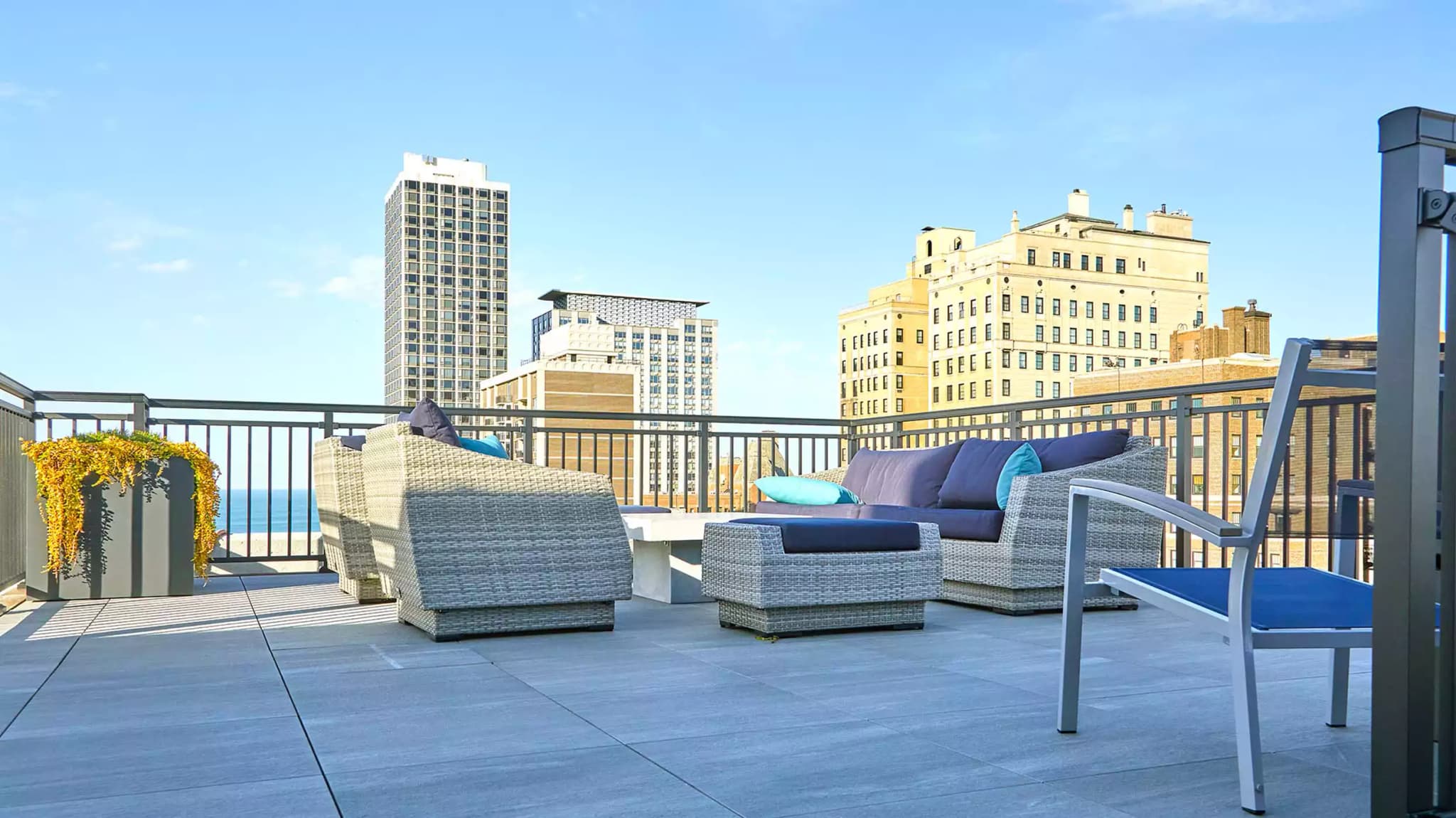 Commercial Rooftop - Gallery image 1
