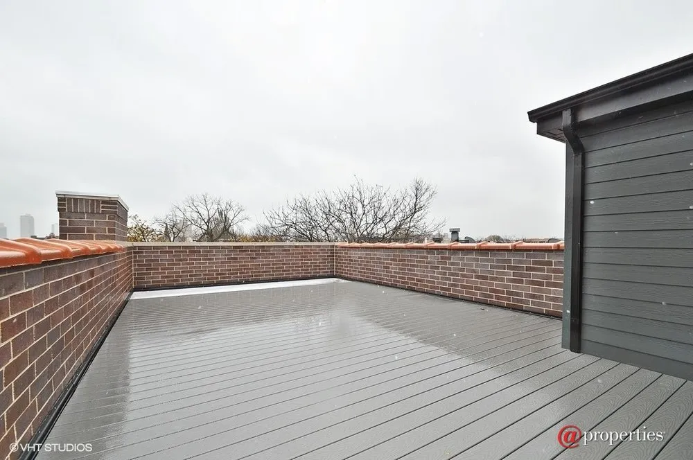 Chicago Condo Roof Deck